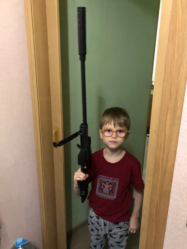 kid with the gun
